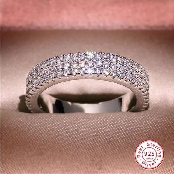 🔥HOST PICK 925 Sterling Silver Dazzling Pave Diamond Ring - Picture 2 of 12